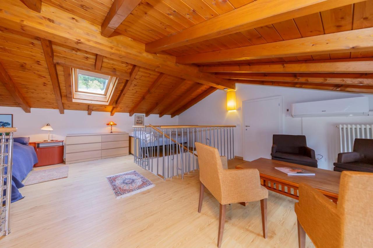 Appartement Casa Bohemia à Ghiffa Extérieur photo